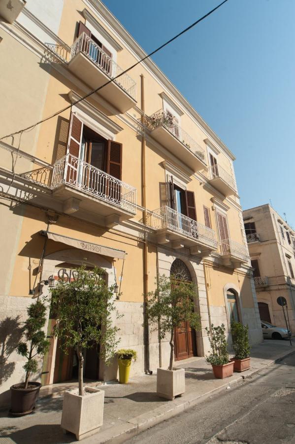 In Rada Panzió Trani Kültér fotó